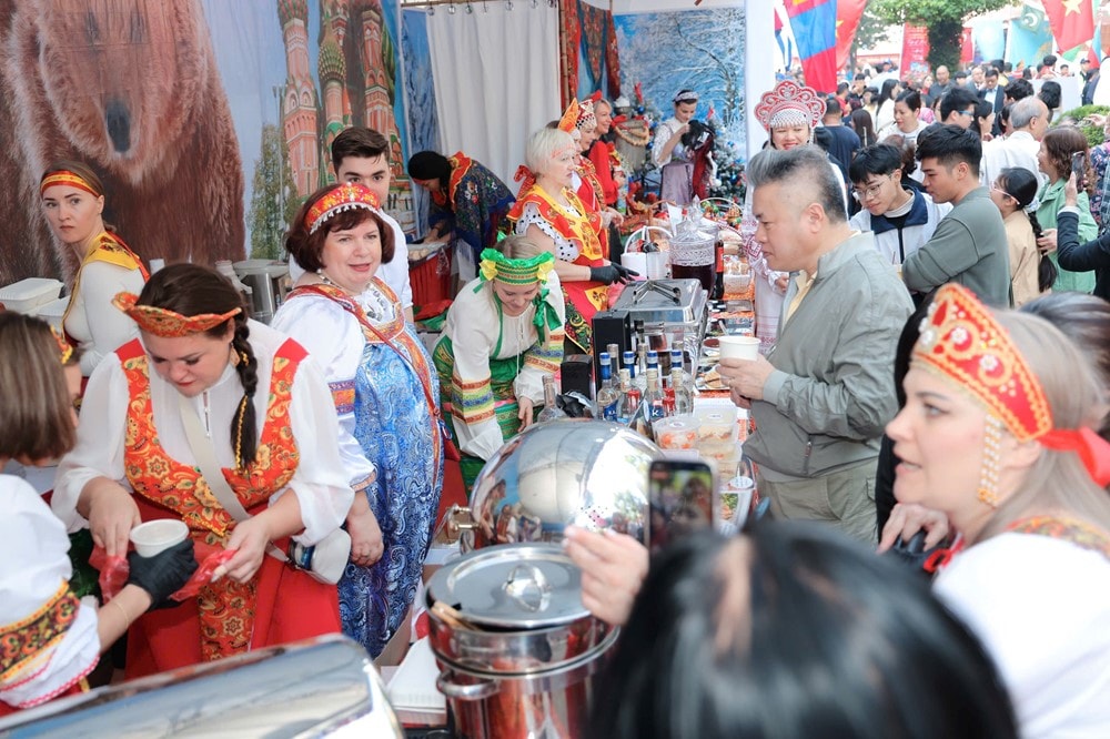 Liên hoan Văn hóa Ẩm thực Quốc tế 2025: Hành trình vị giác kết nối Việt Nam với bạn bè năm châu