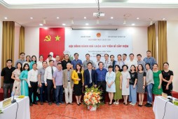 Hội đồng đánh giá Luận án Tiến sỹ cấp Viện cho NCS Nguyễn Minh Đức