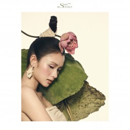 Vẻ đẹp người Việt qua chất liệu dân gian trong bộ ảnh “Nhị vàng bông trắng lá xanh”