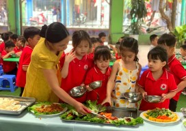 Hà Nội dự kiến dành hơn 3.000 tỷ đồng hỗ trợ bữa trưa cho học sinh tiểu học