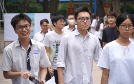 Tuyển sinh lớp 10: Bỏ môn thi tiếng Anh có giúp học sinh giảm áp lực?