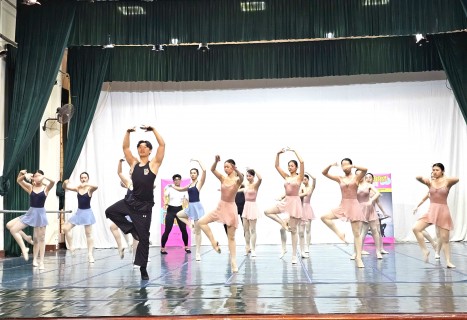 Nghệ sĩ ballet Hàn Quốc Yoon Byeol giao lưu nghệ thuật múa ballet cùng học viên Học viện Múa Việt Nam