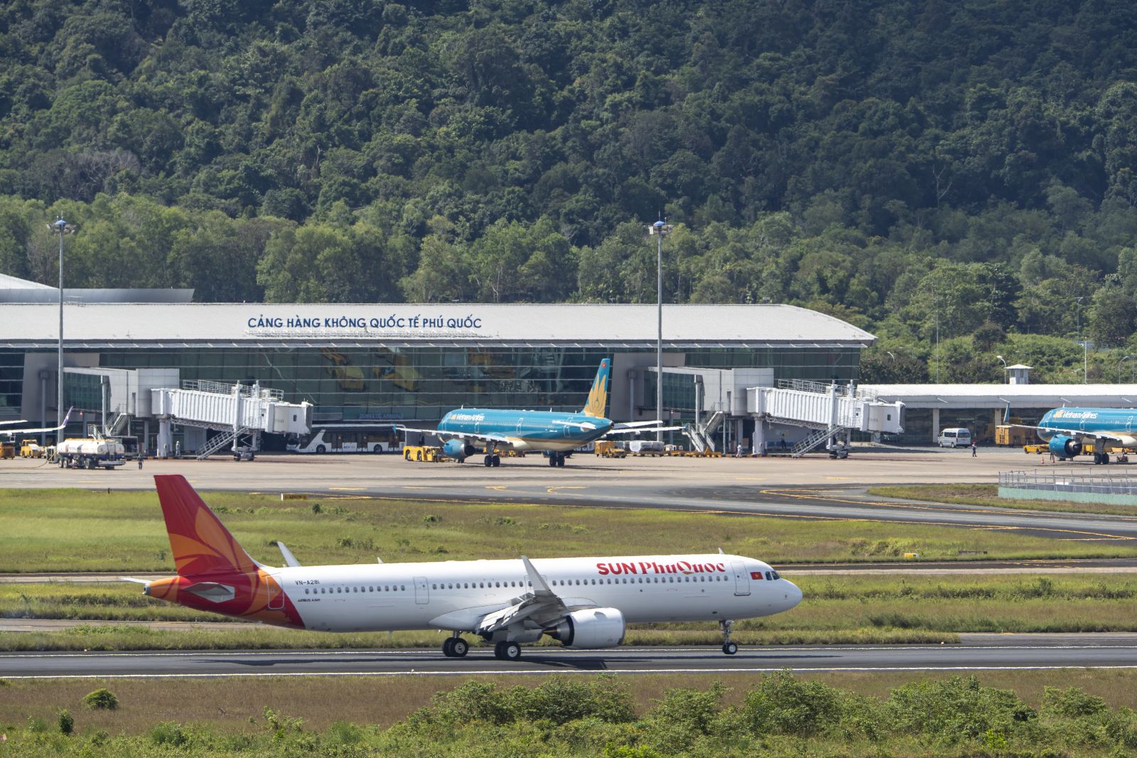 Từ Vân Đồn, Phú Quốc đến Phan Thiết: Nội lực nào giúp Sun Group tăng tốc chinh phục bầu trời?