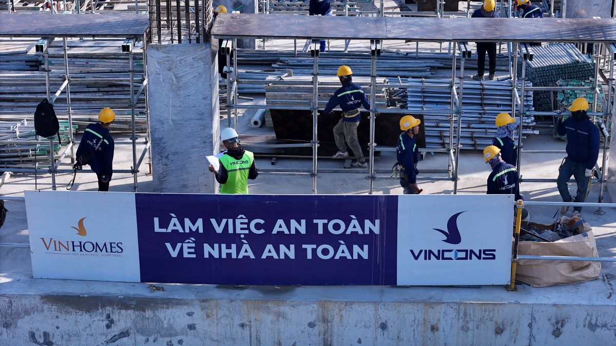 Đầu tư gắn với trách nhiệm xã hội: Vingroup mở ra tương lai mới cho người dân vùng dự án
