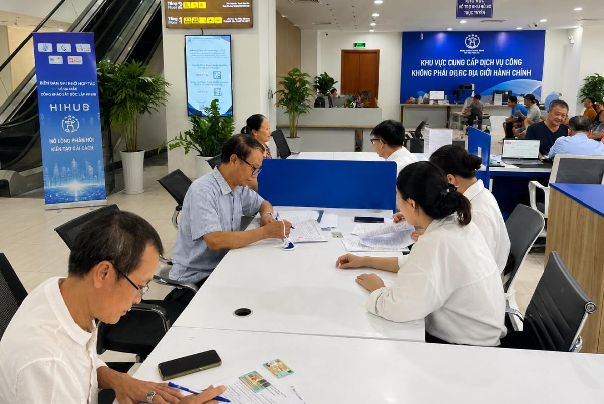 Ra mắt hệ thống lấy ý kiến người dân về dịch vụ công Hà Nội