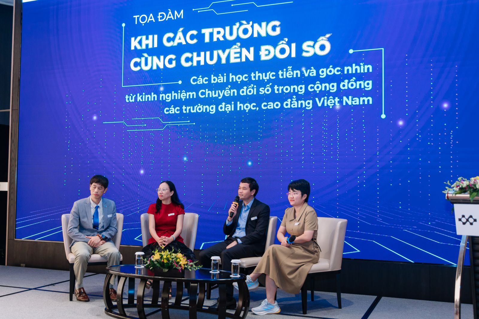Dự án SOARing DX-VN hỗ trợ các trường đại học, cao đẳng nâng cao chuyển đổi số