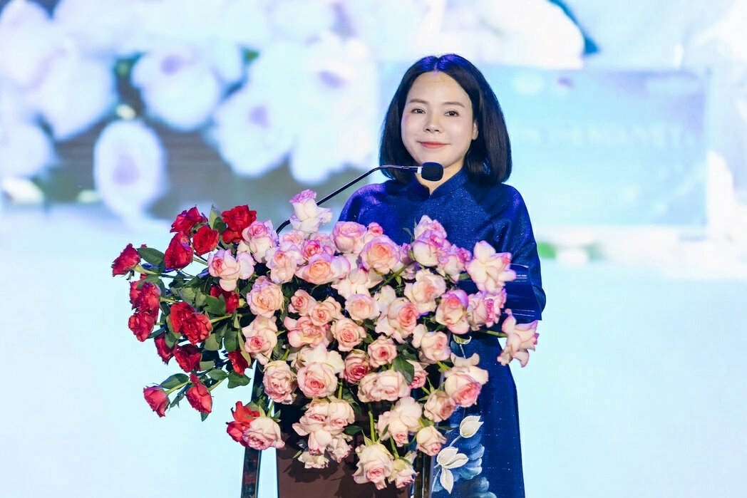 Tân sinh viên Trường Cao đẳng Thương mại và Du lịch Hà Nội hào hứng khám phá môi trường học tập mới