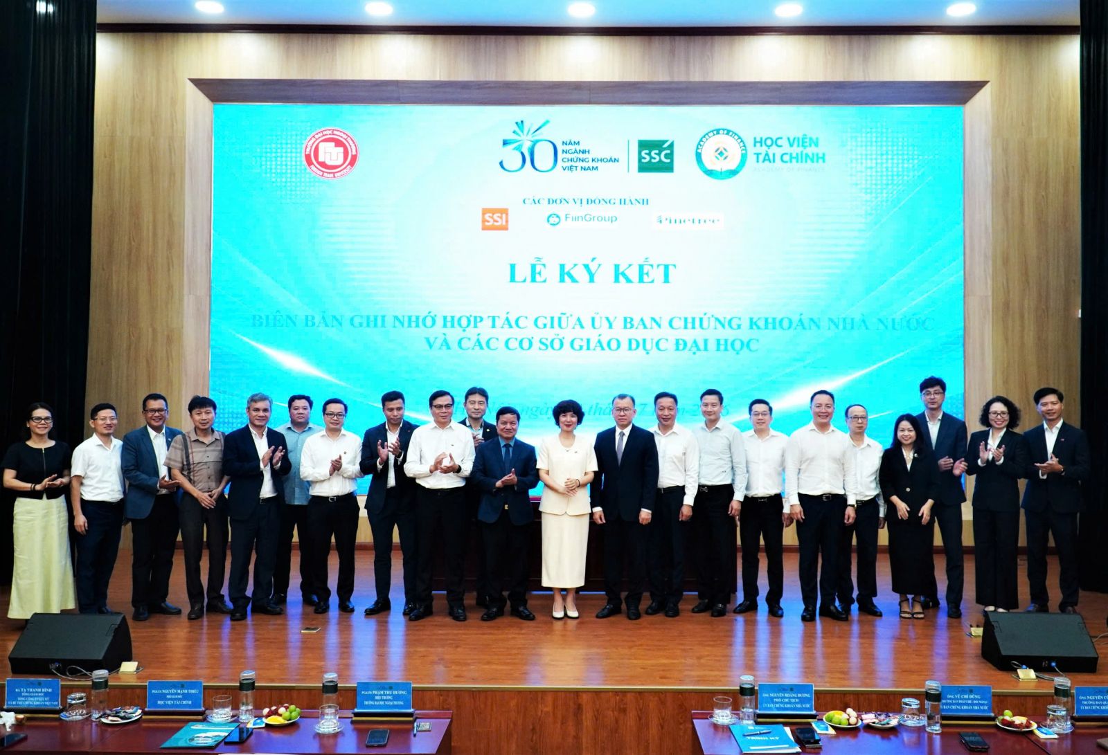 UBCKNN ký kết hợp tác với các trường đại học, đẩy mạnh đào tạo nguồn nhân lực