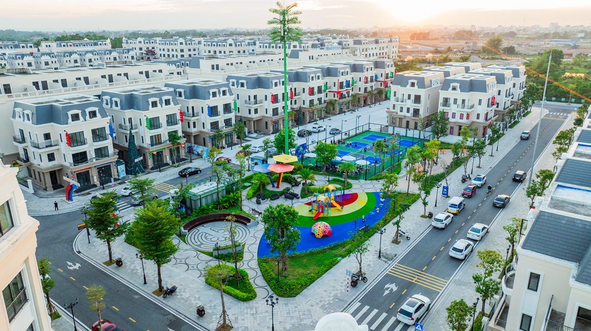 Nhà đầu tư kê cao gối ngủ, thương nhân “hốt bạc” nhờ bài toán dòng tiền “khó cưỡng” tại Asia Vibe