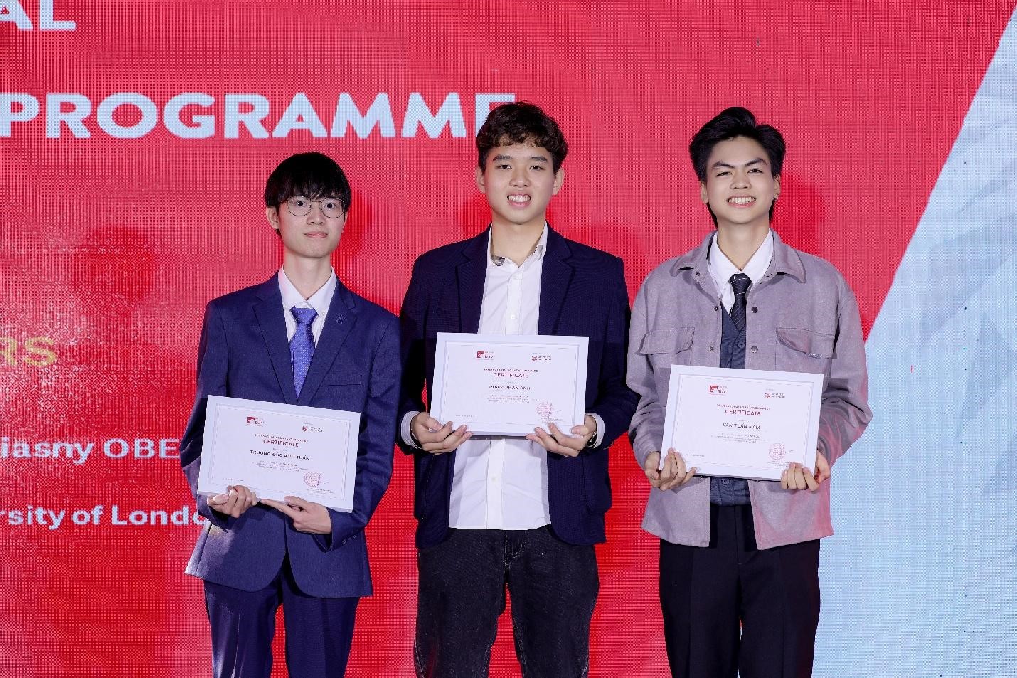 Sinh viên Việt Nam vào nhóm dẫn đầu thế giới tại các chương trình quốc tế của Đại học London