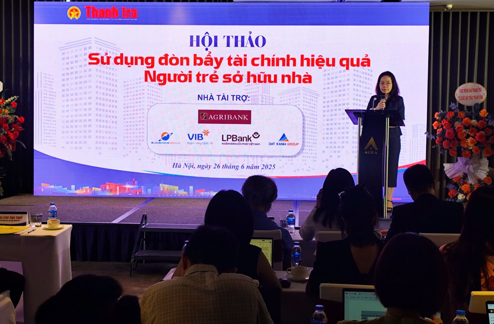 Giá nhà vượt xa thu nhập, người trẻ cần gì để an cư?