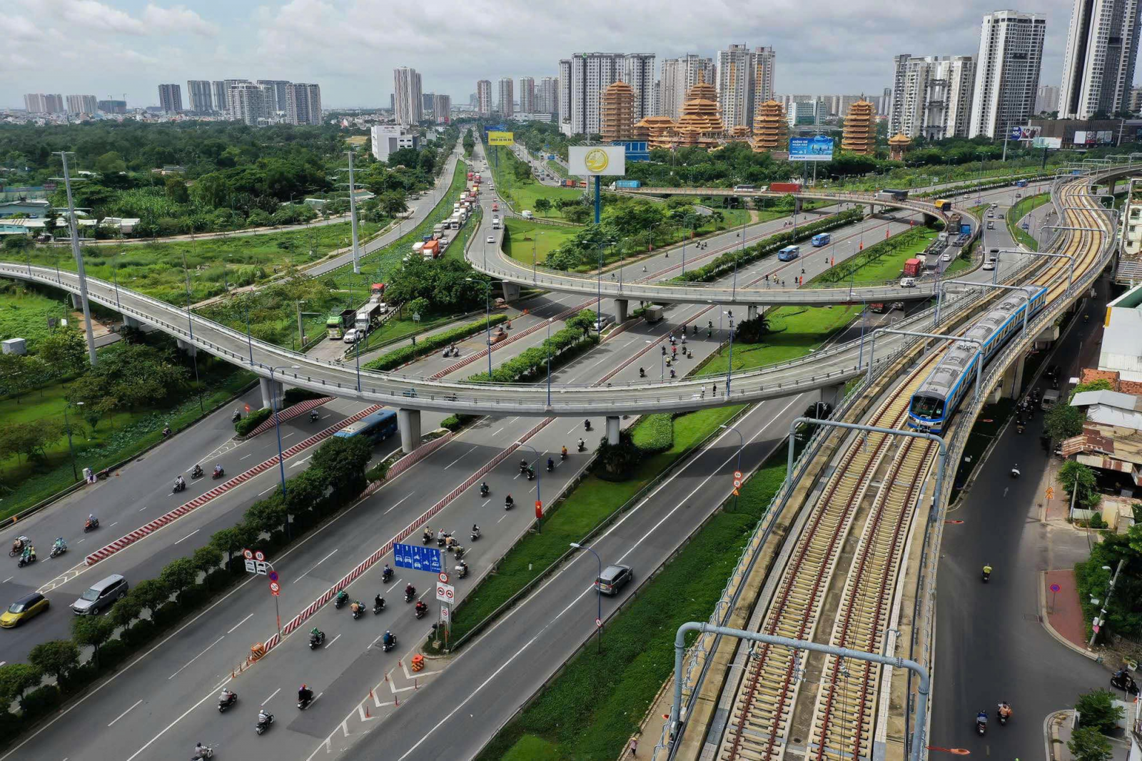 Quy hoạch và hạ tầng tác động đến thị trường bất động sản ra sao?