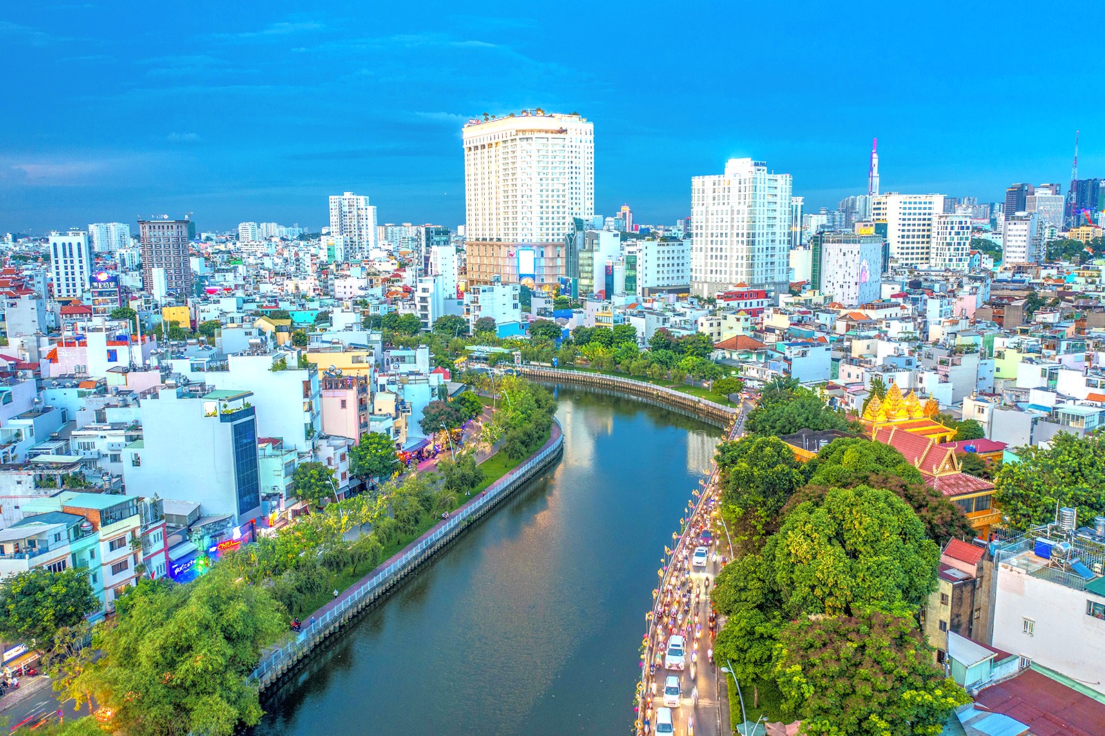 Thành phố Hồ Chí Minh đề xuất thí điểm miễn giấy phép xây dựng cho nhà riêng lẻ dưới 7 tầng 