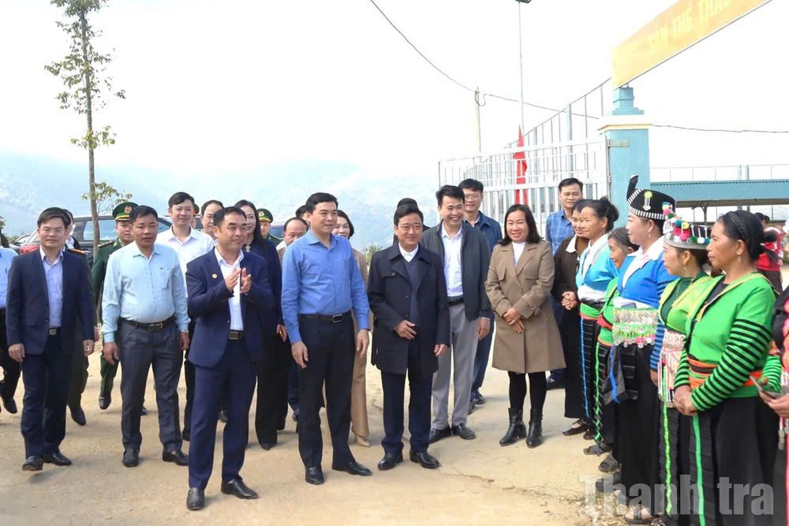 Chủ tịch UBND tỉnh Thanh Hóa kiểm tra các dự án tại các xã khu vực miền núi, giáp biên