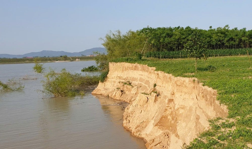 Xã Yên Thắng- Thanh Hóa: Xây dựng khẩn cấp bờ tả suối Vặn