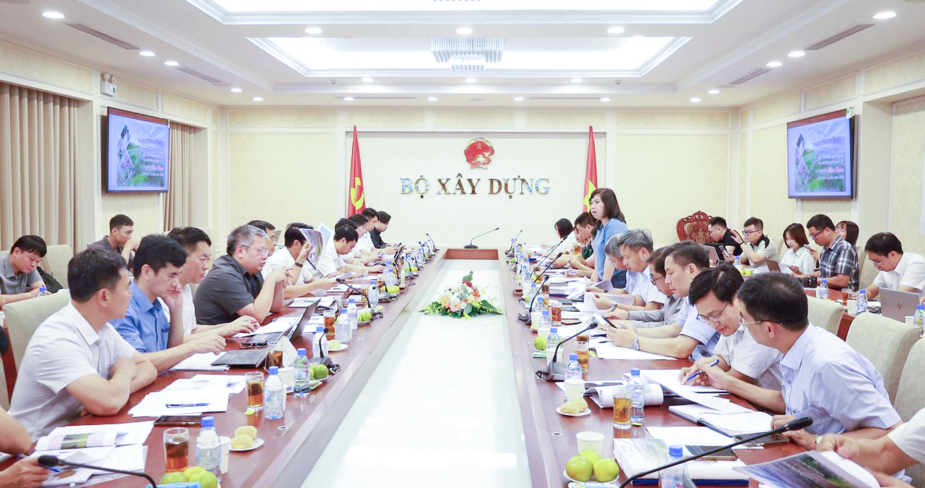 Bộ Xây dựng thẩm định Đồ án Điều chỉnh quy hoạch chung xây dựng Khu du lịch quốc gia Mộc Châu đến năm 2045