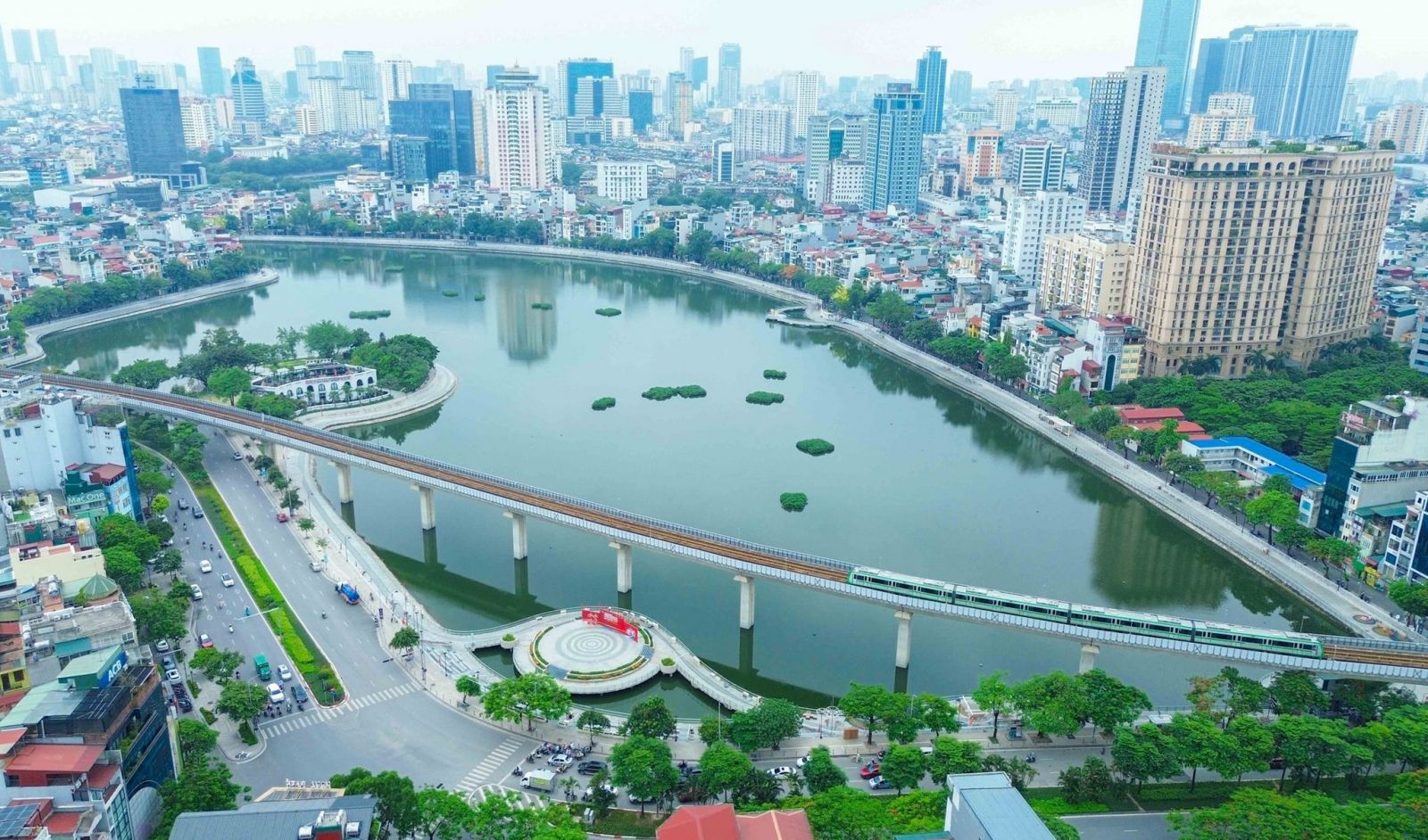 Luật Thủ đô 2026: Định hình giao thông công cộng Hà Nội trong thời kỳ mới