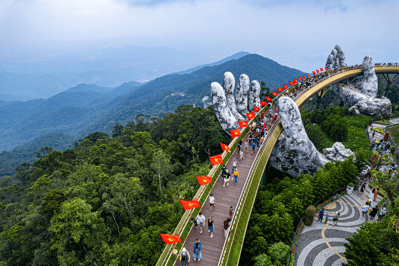 Cầu Vàng (Đà Nẵng) - một trong những cây cầu ấn tượng nhất thế giới do chính người Việt Nam thiết kế