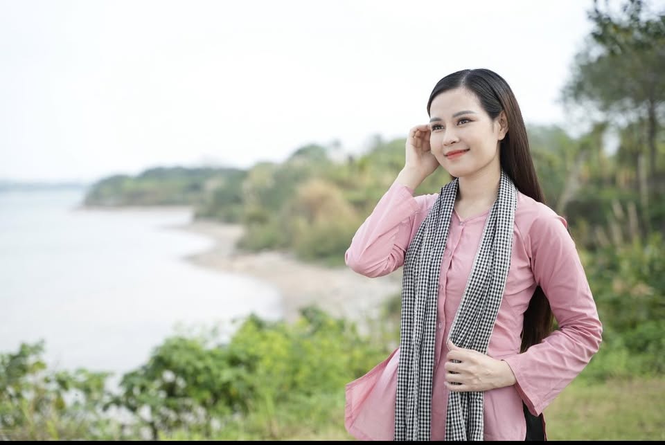 Từ nghệ sĩ cải lương đến “ngọc nữ bolero”