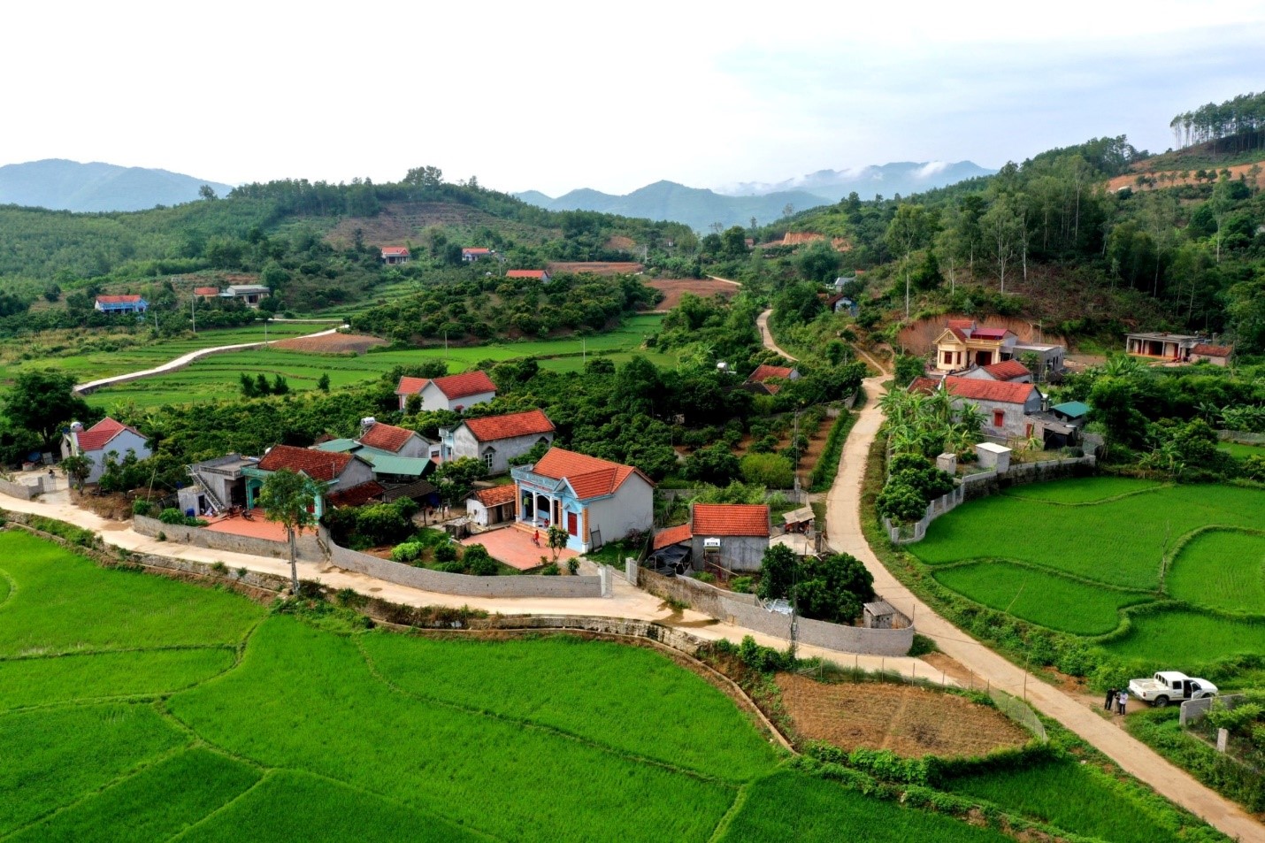 NTM Bắc Giang: Đẩy mạnh phát triển hạ tầng giao thông vùng dân tộc thiểu số