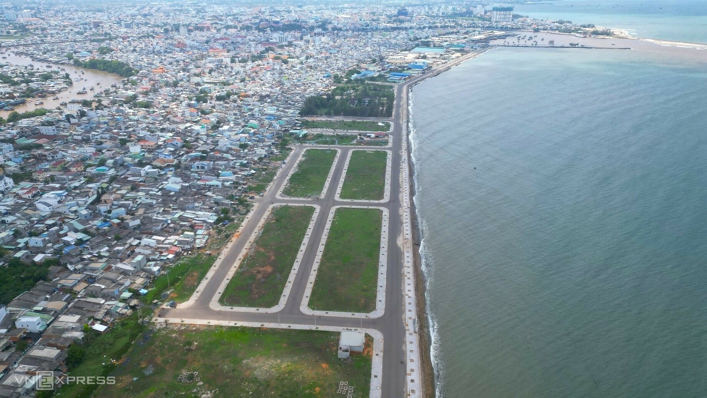 Xây dựng Bình Thuận trở thành cực phát triển quan trọng của khu vực duyên hải Trung Bộ vào năm 2050