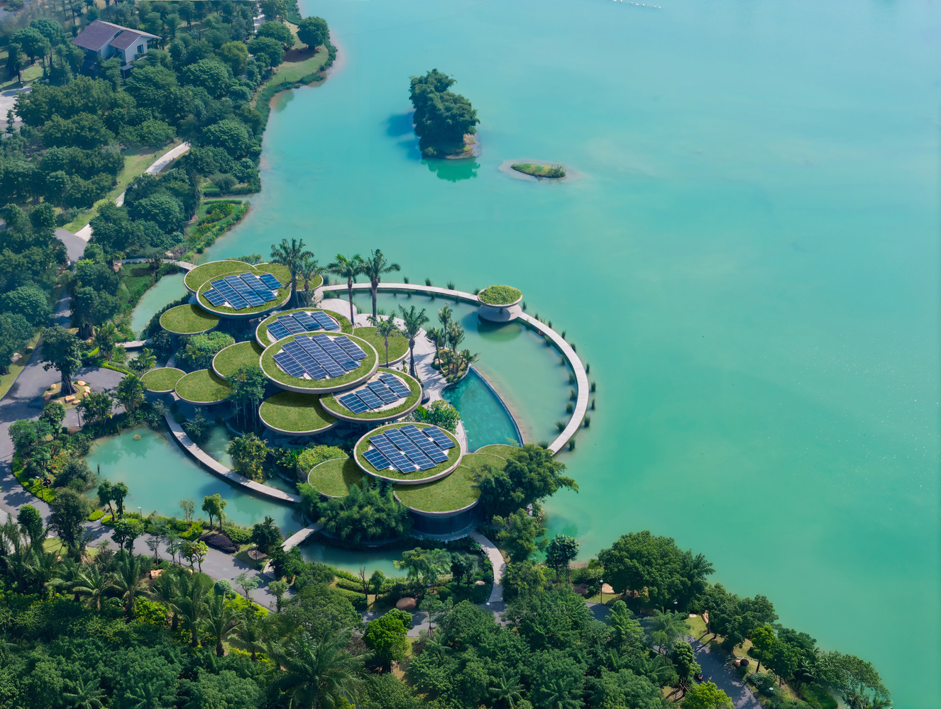 Lotus Clubhouse/MIA Design Studio