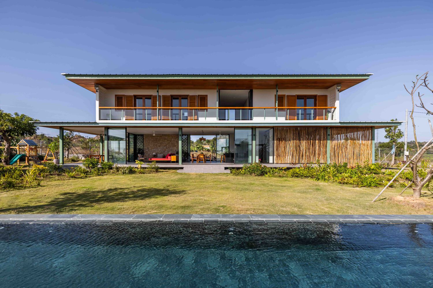 KeGa Villa/T3 ARCHITECTS