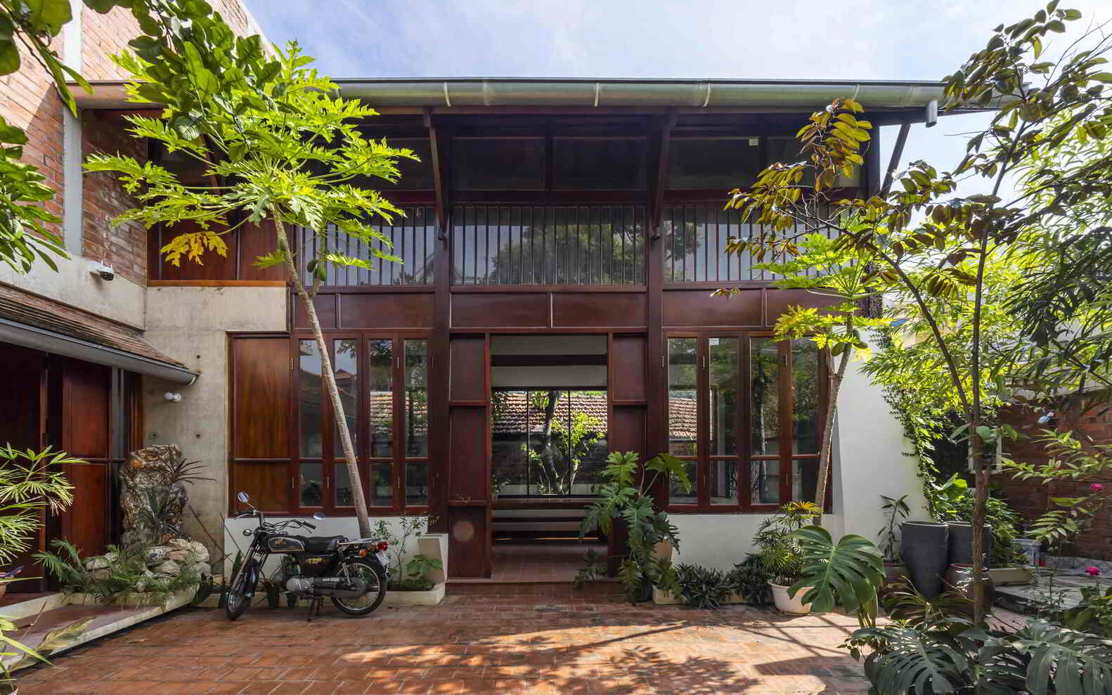 TuPhuong Second House/atelier huu