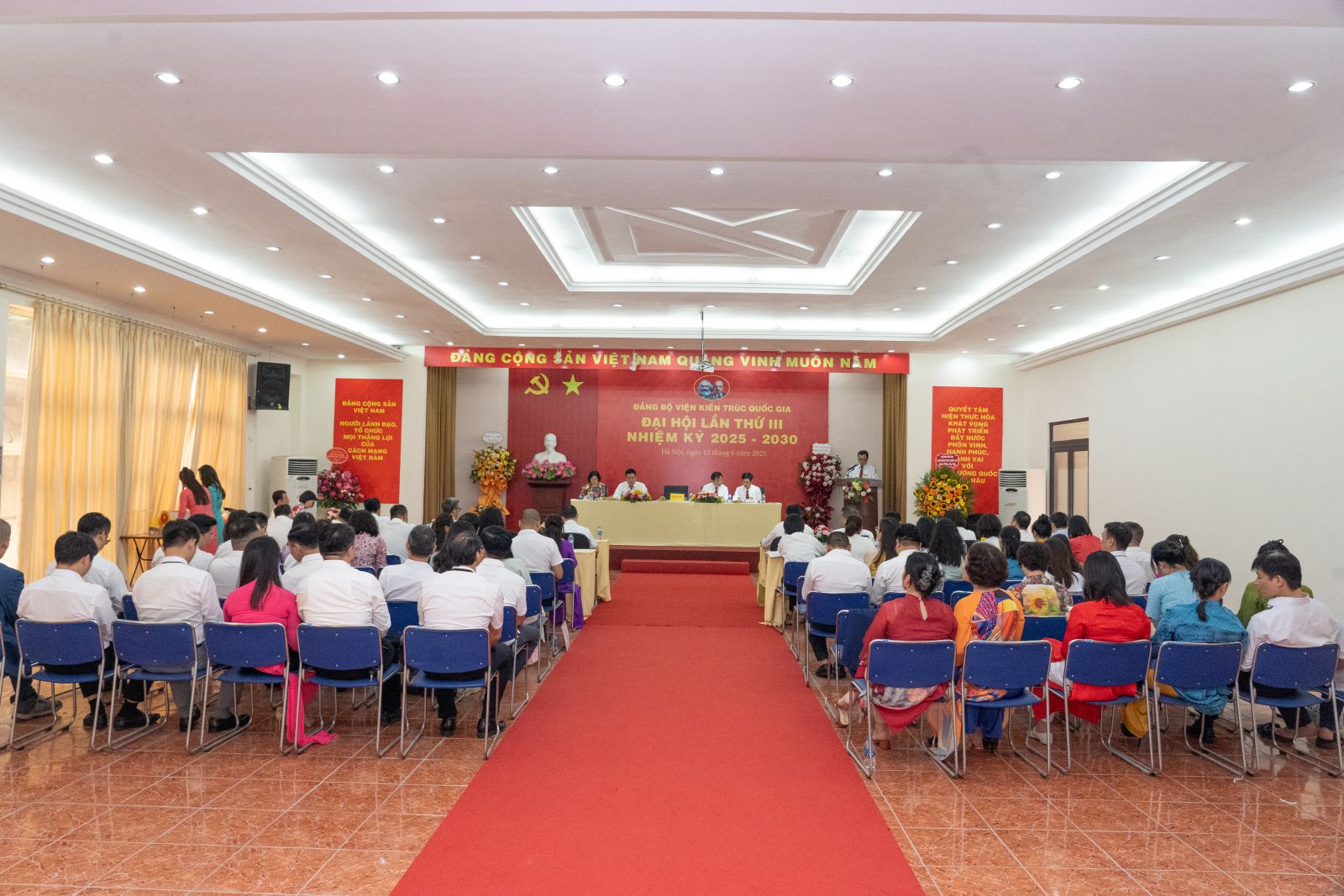 Toàn cảnh Đại hội.