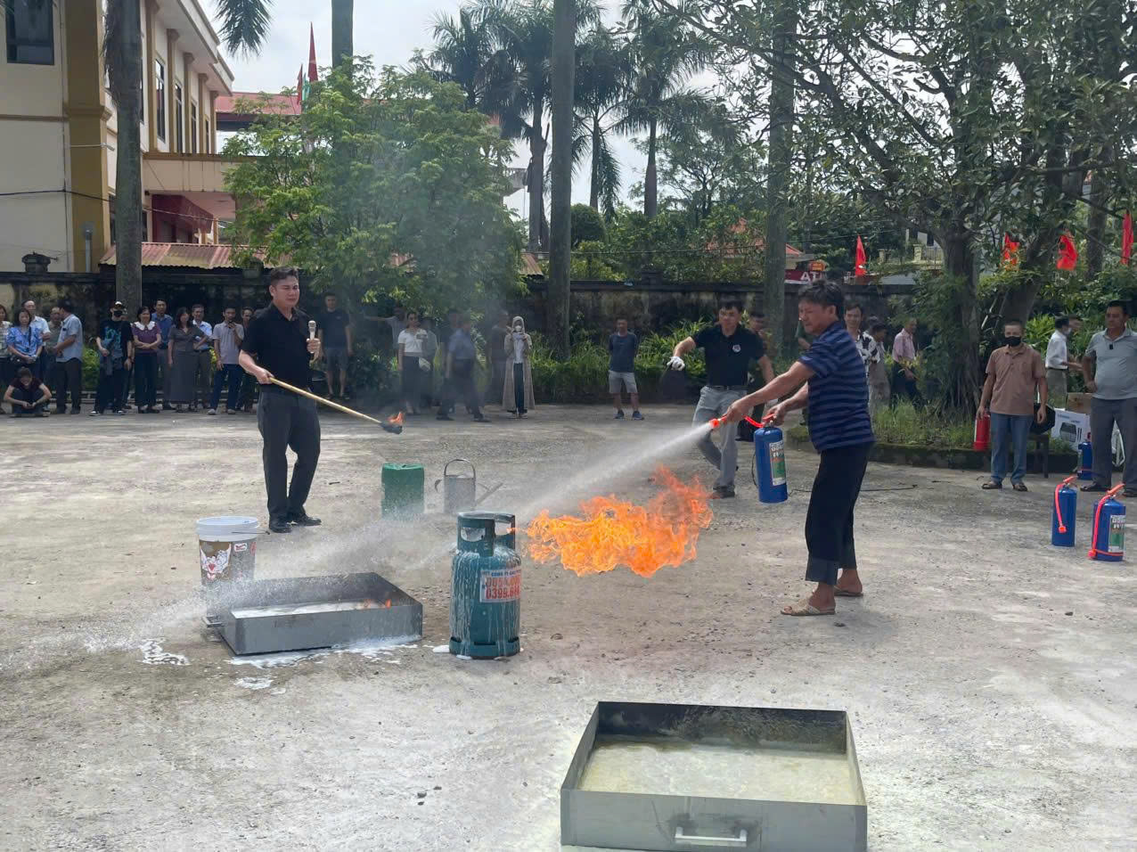 Ninh Bình: Phường Trường Thi tăng cường triển khai thi hành Luật PCCC và CNCH năm 2025