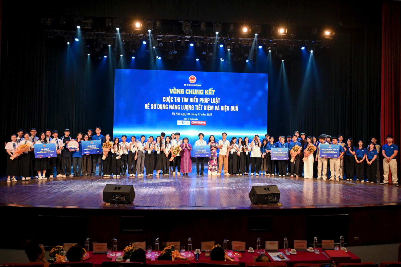 Chung kết Cuộc thi Tìm hiểu Pháp luật về sử dụng năng lượng tiết kiệm và hiệu quả