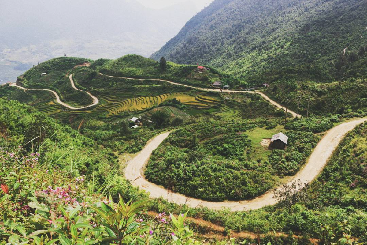 Lào Cai: Cần đầu tư nâng cấp đường lên Séo Mý Tỷ - Tả Van
