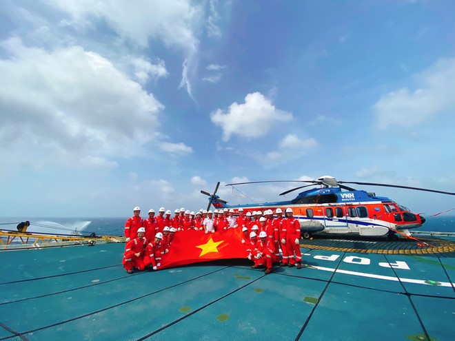 Từ Côn Đảo bất tử đến siêu đô thị TP. Hồ Chí Minh:  Việt Nam vươn cánh bay xa