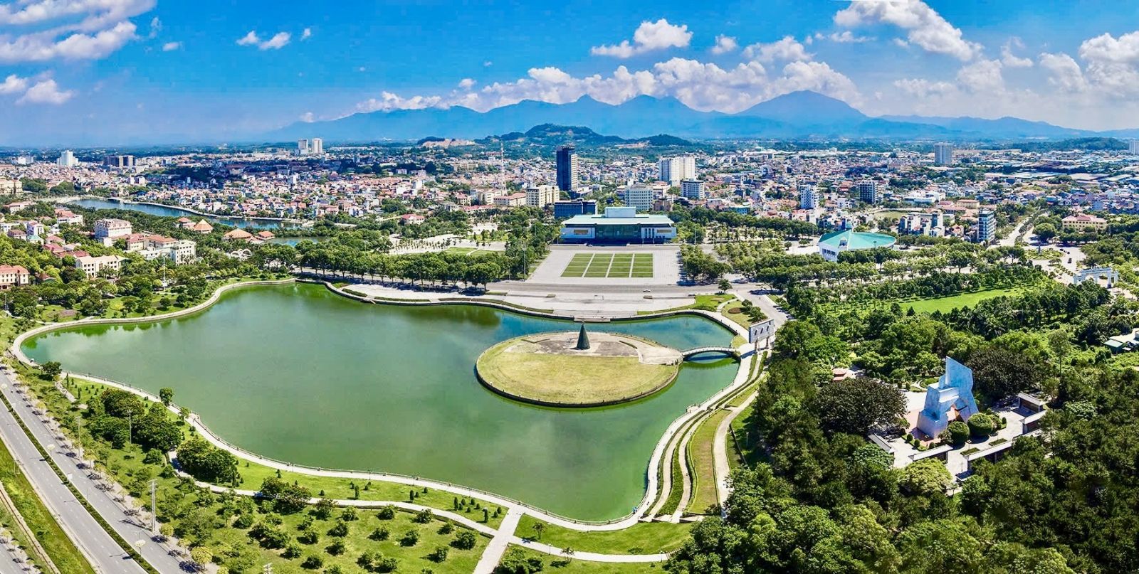 Chính sách đất đai trong kỷ nguyên mới: Từ bài học Vĩnh Phúc đến yêu cầu đồng thuận phát triển