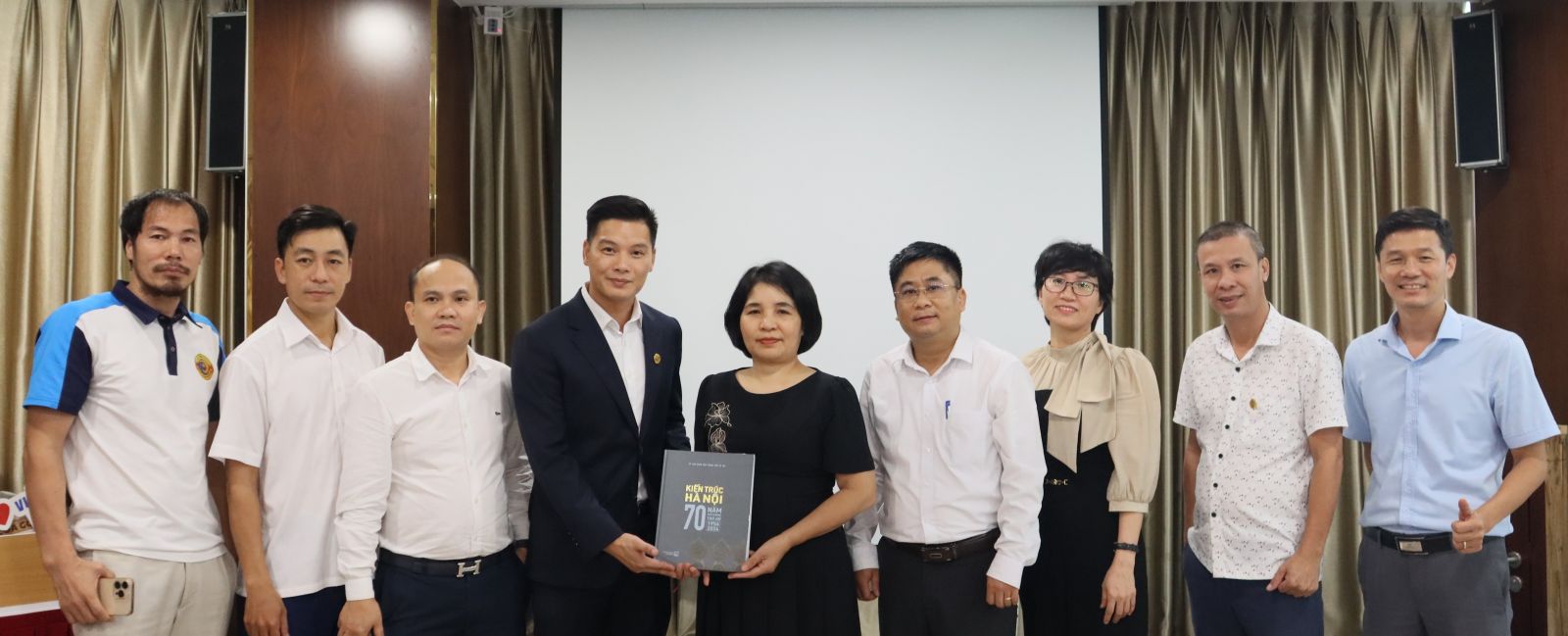 Tạp chí Kiến trúc Việt Nam làm việc với Hội Kiến trúc – Xây dựng – Nội thất ABI Hà Nội: Hướng tới tổ chức Hội thảo khoa học 