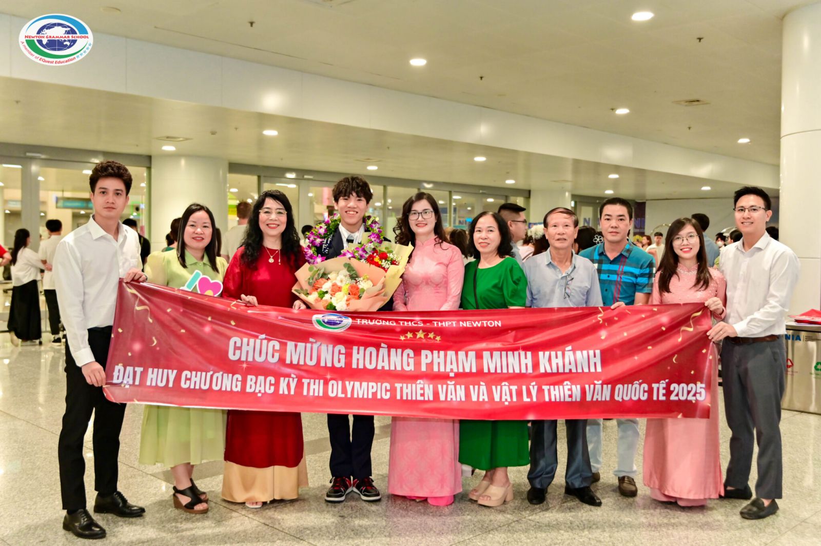 Hà Nội: Học sinh đầu tiên đoạt 2 huy chương Olympic quốc tế ở 2 lĩnh vực