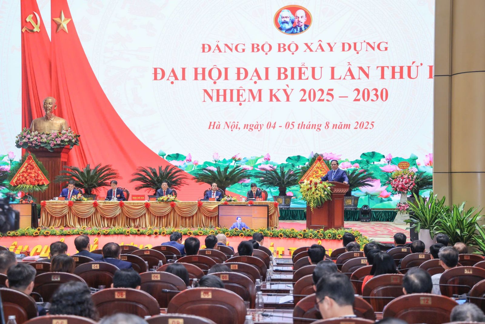 Đảng bộ Bộ Xây dựng phấn đấu hoàn thành các nhiệm vụ trọng tâm, xây dựng Đảng bộ trong sạch, vững mạnh