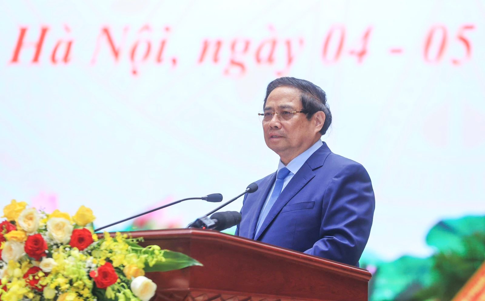 Đồng chí Phạm Minh Chính, Ủy viên Bộ Chính trị, Bí thư Đảng ủy Chính phủ, Thủ tướng Chính phủ phát biểu chỉ đạo Đại hội