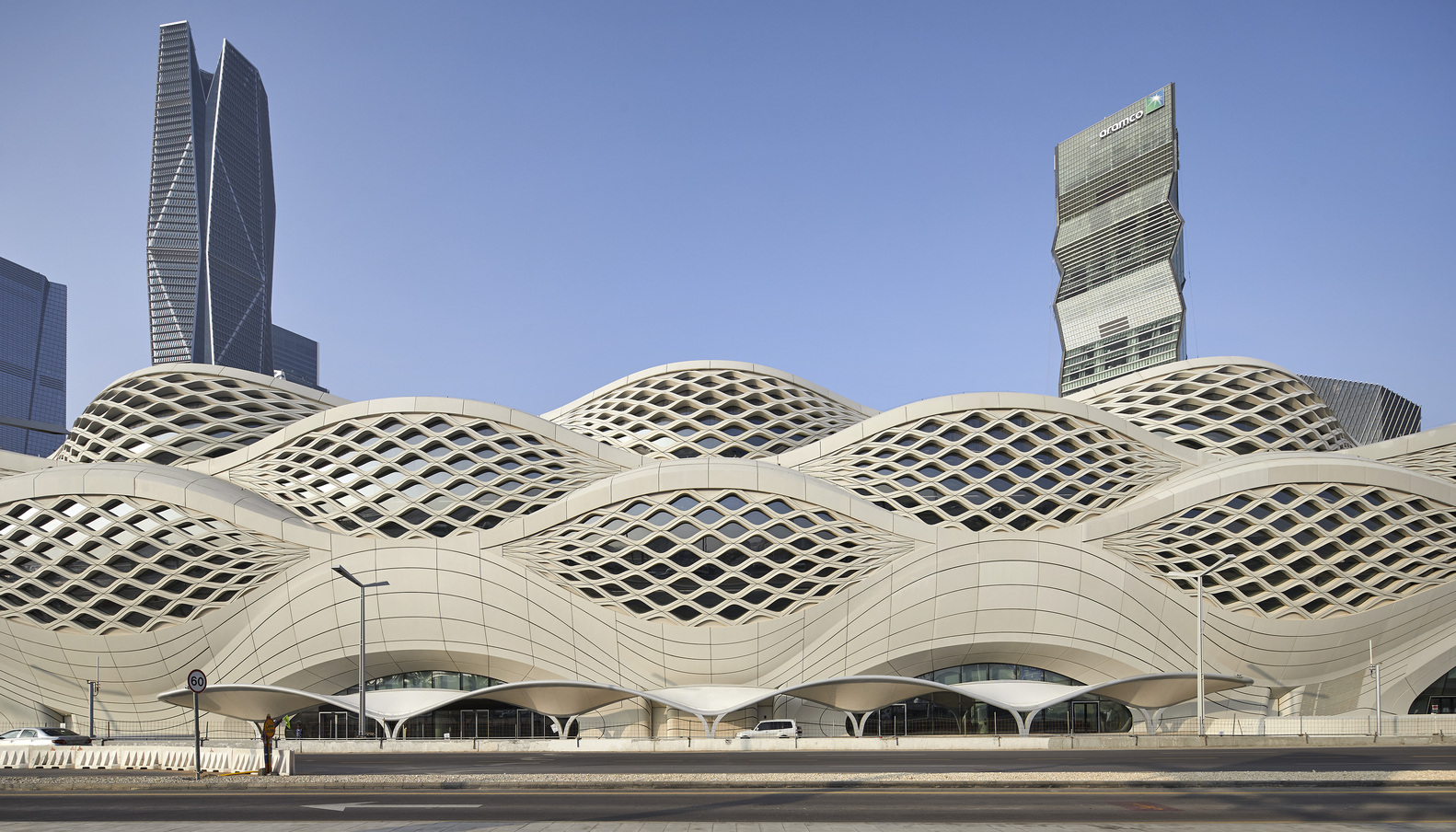 Ga tàu điện ngầm King Abdullah Financial District/Zaha Hadid Architects