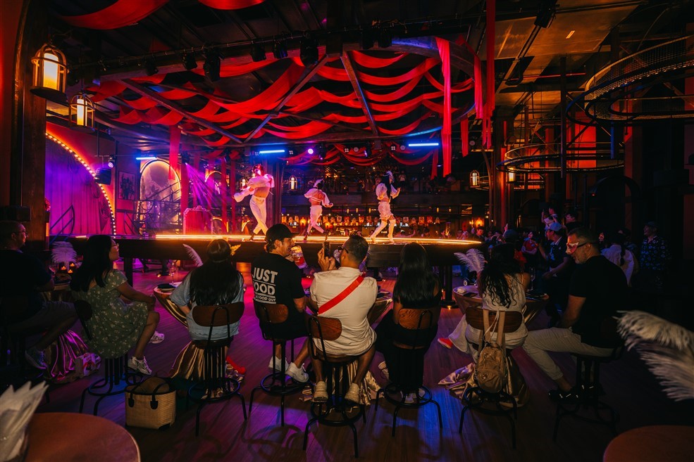 Show mới tại Bà Nà của đạo diễn, biên đạo Vịt Đen gây ấn tượng mạnh
