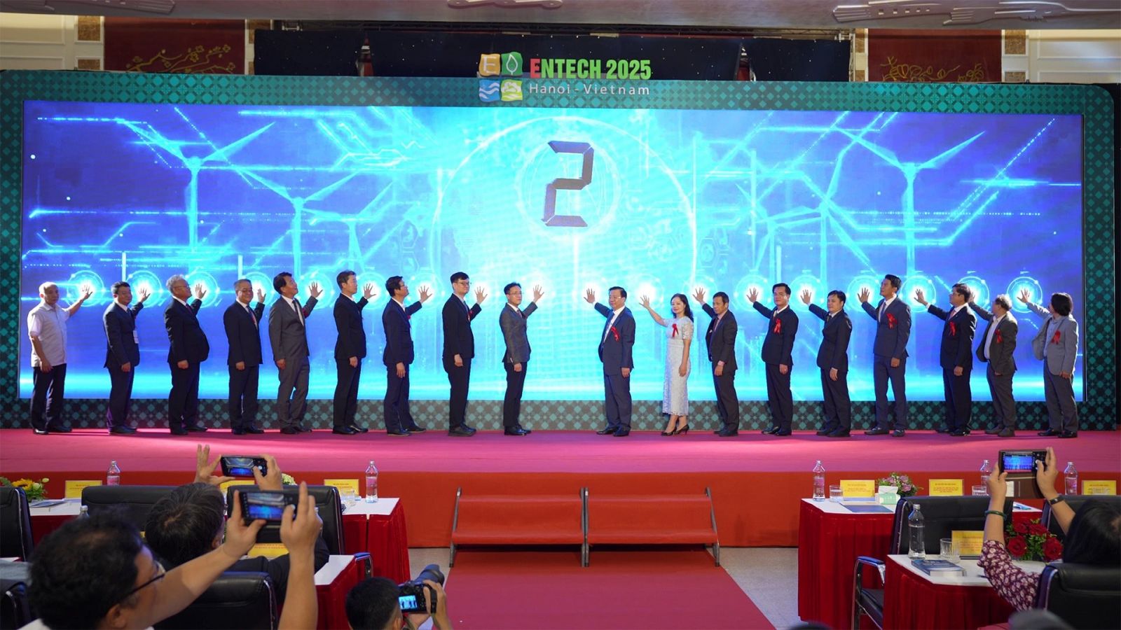 Khai mạc Hội chợ ENTECH HANOI 2025: Tăng tốc hợp tác - Đổi mới công nghệ - Phát triển bền vững