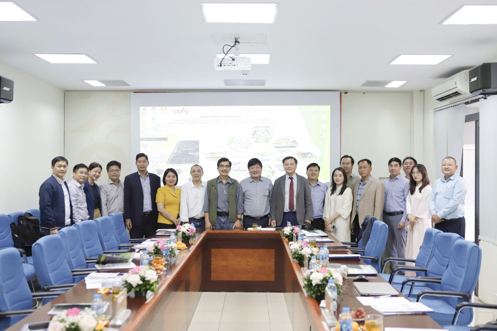 Hội thảo “Giải pháp vật liệu Carboncor Asphalt hướng đến xây dựng xanh cho trường học vùng biên giới đất liền