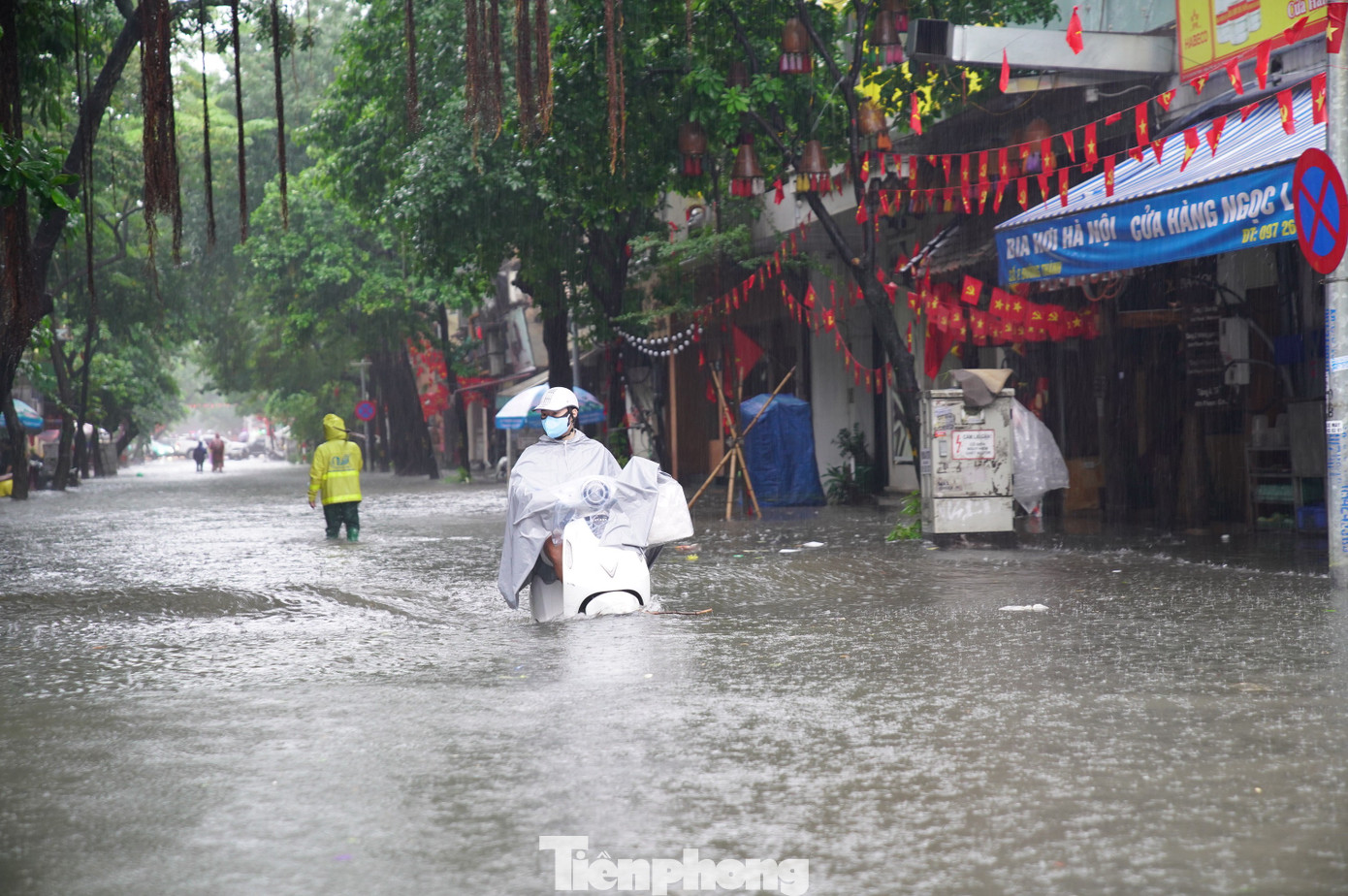Hà Nội: Chủ động phương án bảo vệ an toàn tính mạng, tài sản người dân