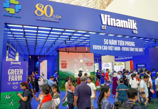 Vinamilk tăng tốc doanh thu quý III nhờ chuyển đổi số và mở rộng cửa hàng