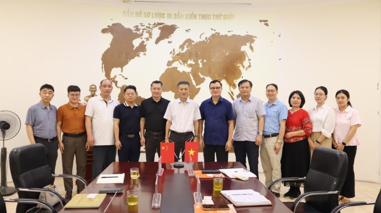 Viện Kiến trúc Quốc gia làm việc với Hiệp hội Phát triển Triển lãm Quảng Tây (Trung Quốc)