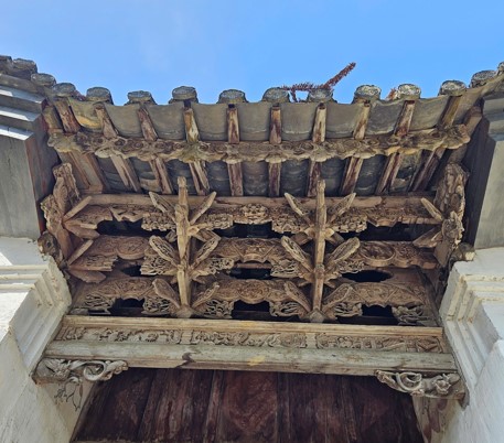 cấu kiện nhà vương