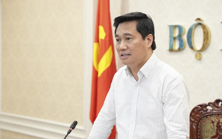 thứ trưởng nguyễn tường văn