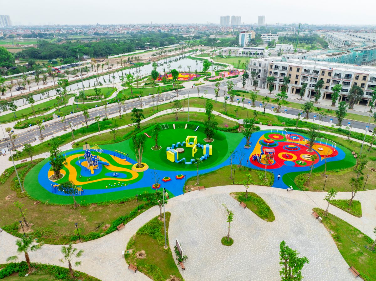 Từ bỏ nhà phố chật chội, người Hà Nội tìm đến trung tâm mới phía Tây để nâng tầm chất lượng sống