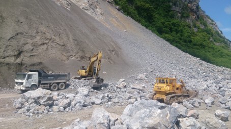 Quảng Bình yêu cầu thực hiện nghiêm các quy định của pháp luật trong hoạt động khai thác khoáng sản