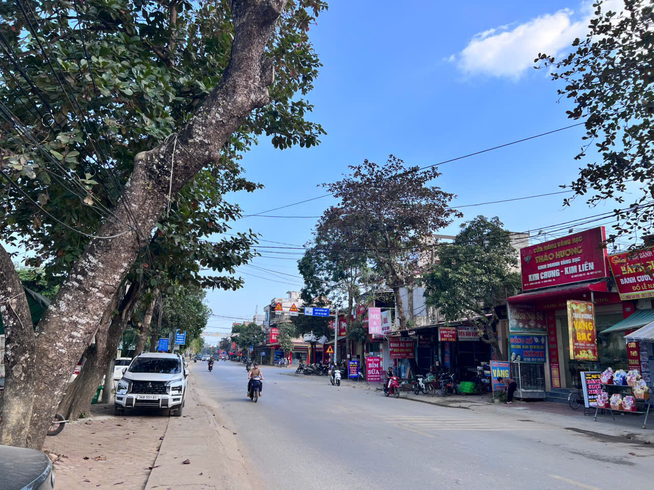 Ô nhiễm môi trường tại sân thể thao Trung tâm xã Nông Cống: Cần có giải pháp!